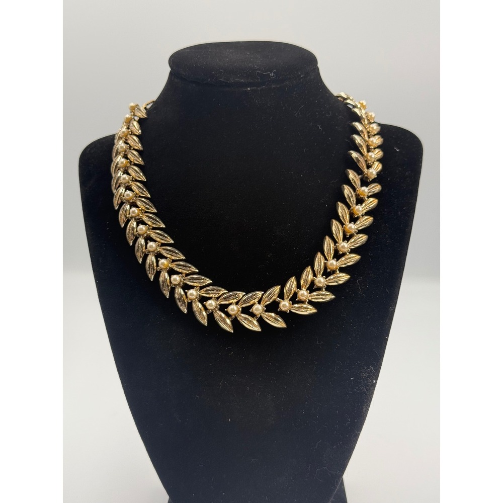 Coro Vintage Gold Tone Leaf Faux Pearl Choker Necklace Mid Century Laurel Design